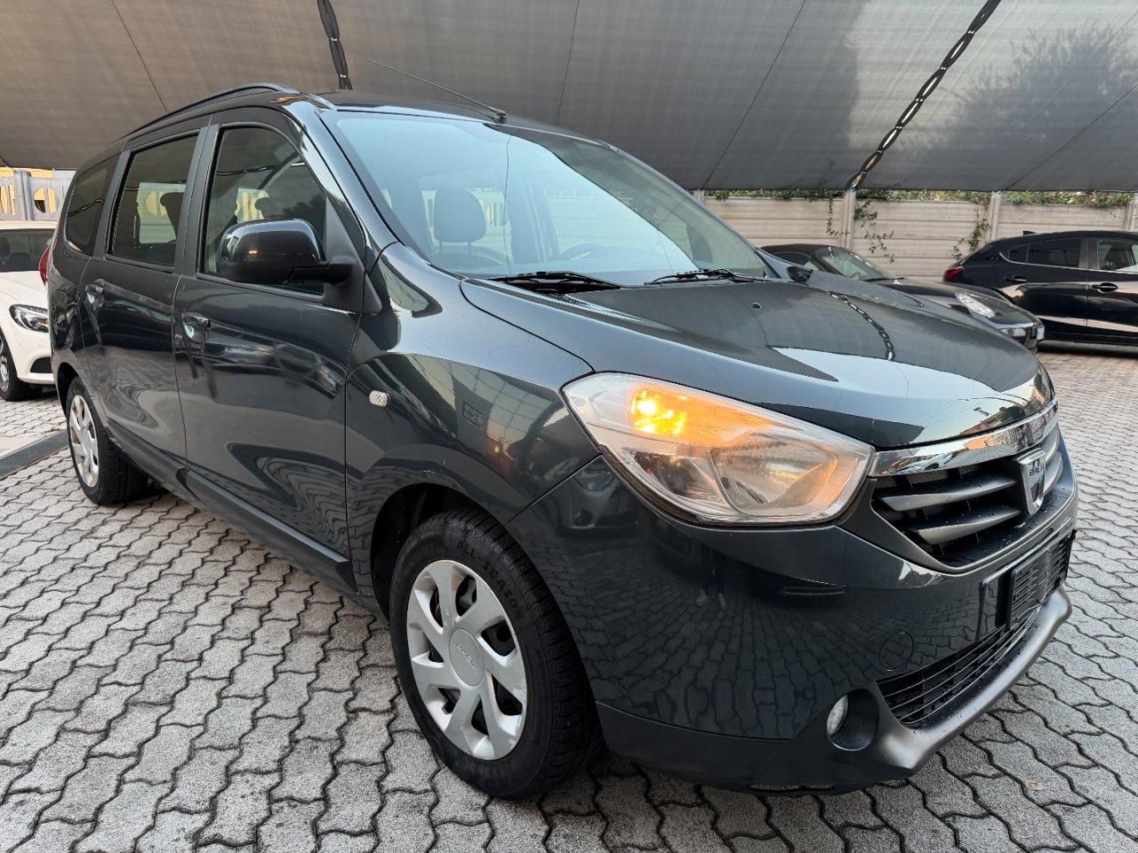 Dacia Lodgy 1.6 Laureate 85cv NAVI+PDC+CLIMA