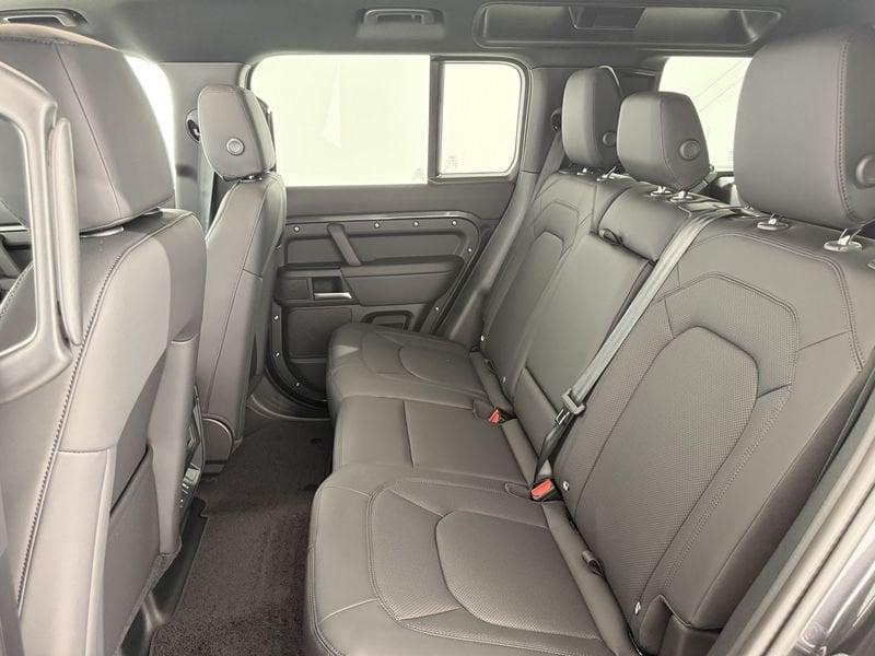 Land Rover Defender D250 AWD Auto 110 X-Dynamic SE