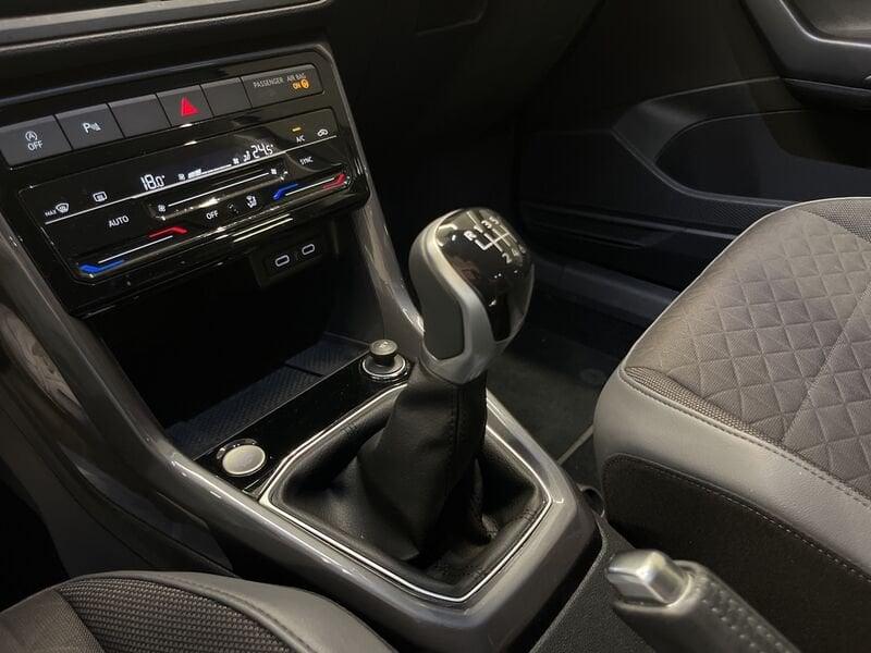 Volkswagen T-Cross Advanced 1.0 TSI 81 kW (110 CV) Manuale