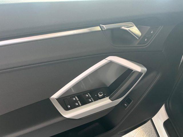 AUDI Q3 SPB 35 TDI