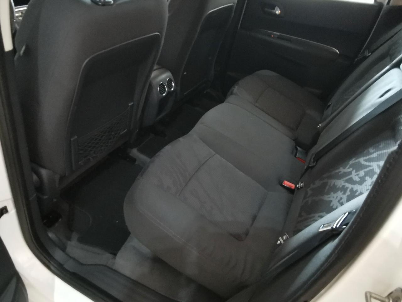 Peugeot 3008 1.6 HDi 112CV Active AUTOCARRO