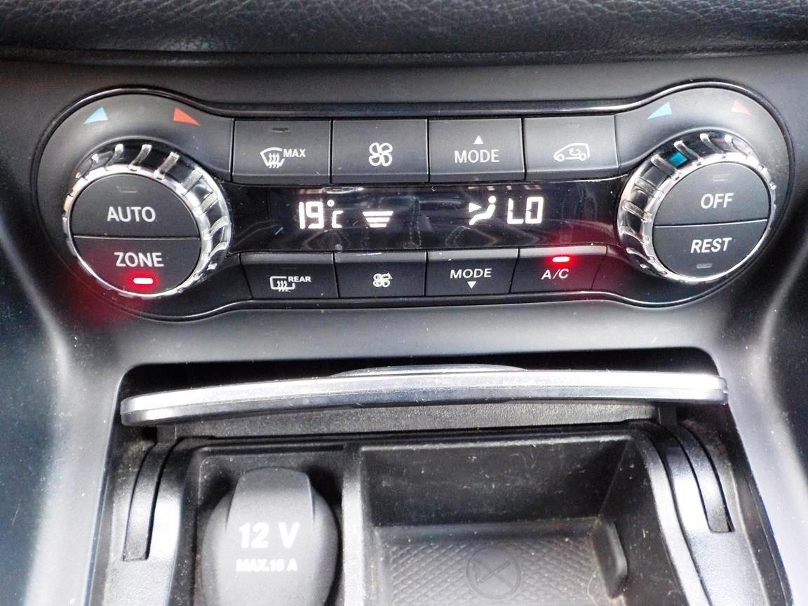 Mercedes-benz GLA 200 d Business
