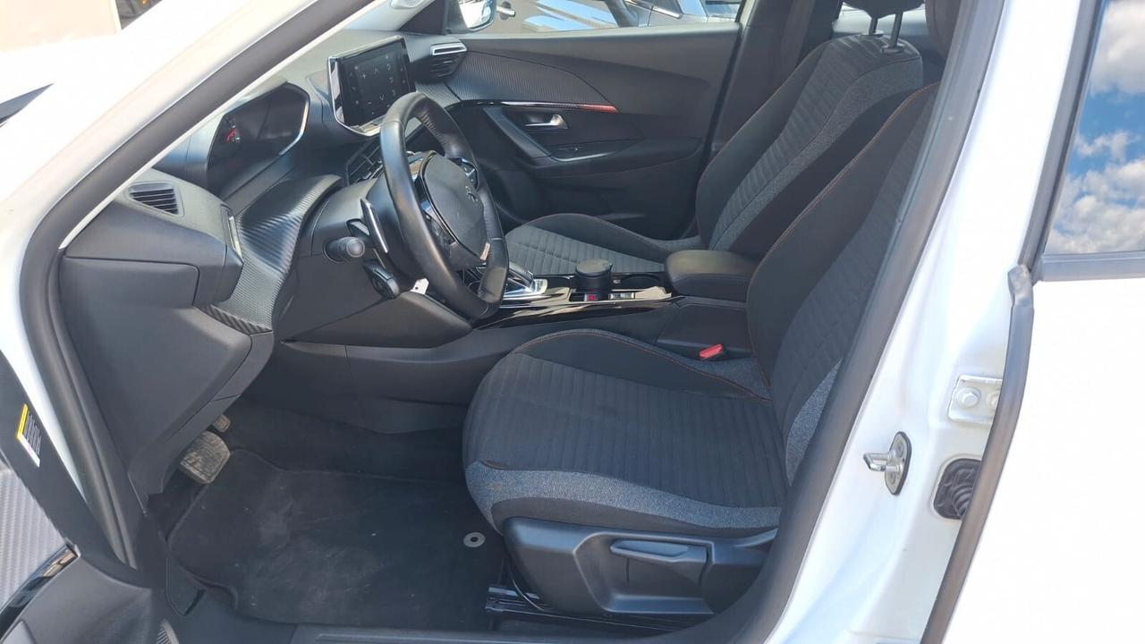 Peugeot 2008 PureTech 130 S&S EAT8 Active Pack