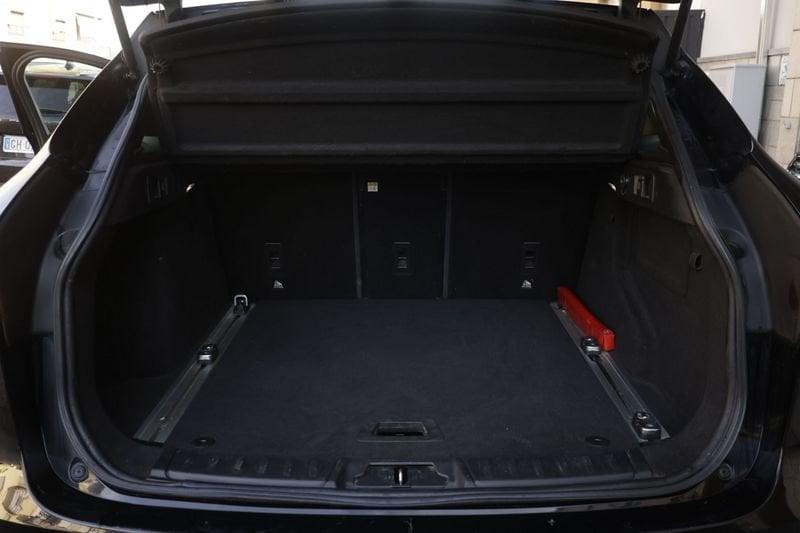 Jaguar F-Pace Jaguar F-Pace 2.0 D 180 CV AWD aut. R-Sport Unicoproprietario