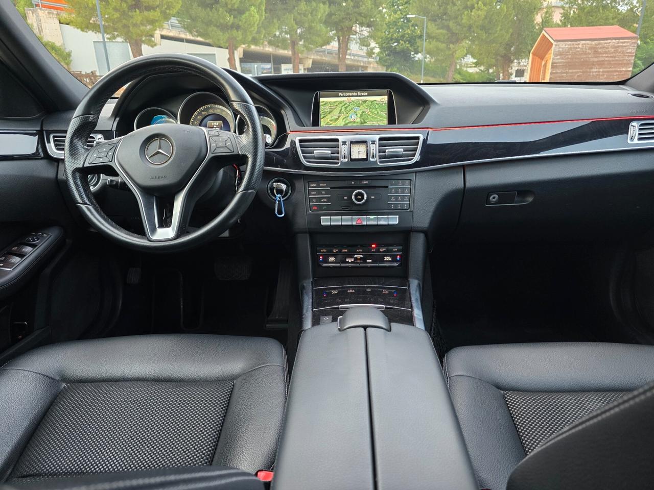 Mercedes-benz E 220 BlueTEC Sport
