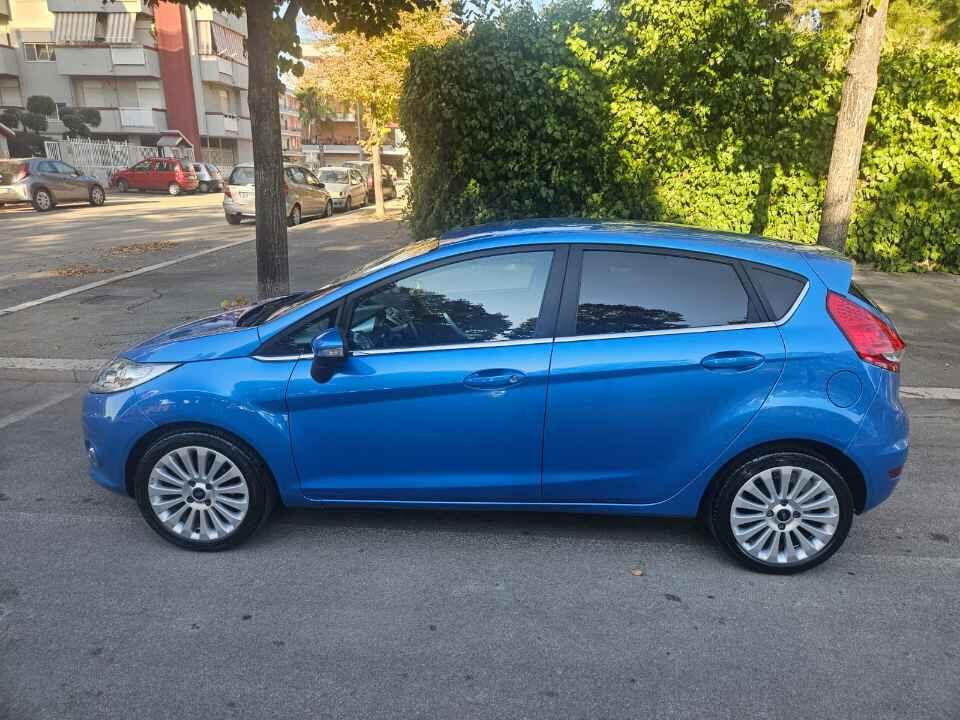 Ford Fiesta 1.4 TDCi 5p. Titanium" KM 95.000 NUOVA"