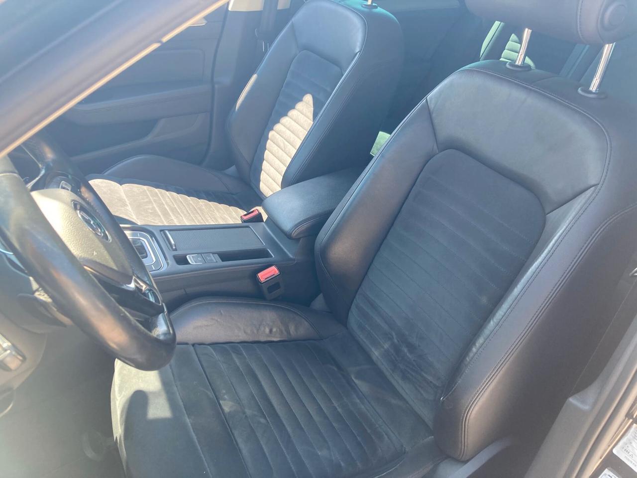 Volkswagen Passat Variant Business 2.0 TDI DSG Highline BlueMot. Tech.