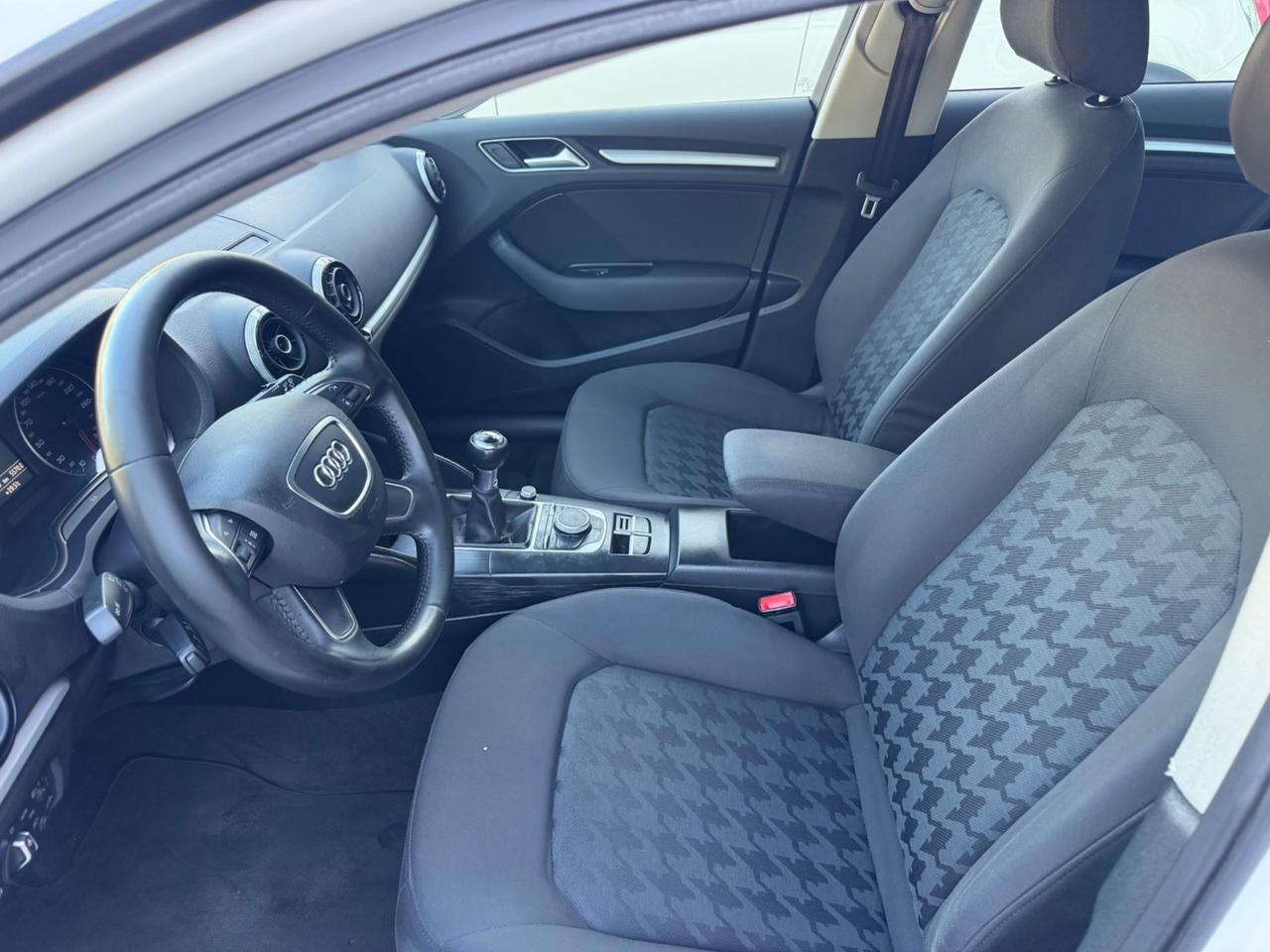 Audi A3 SPB 1.6 TDI Business