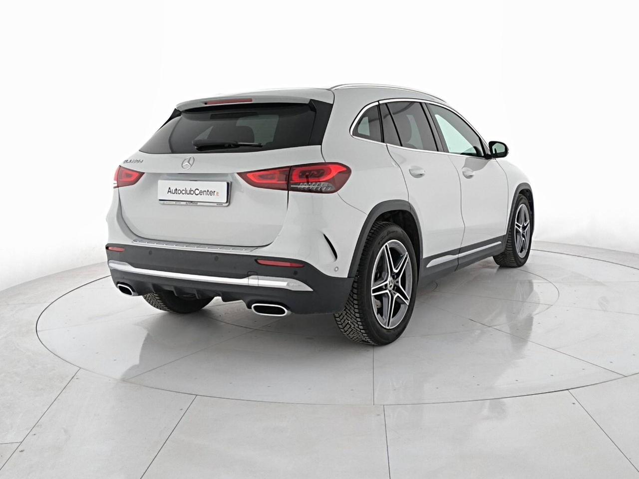 Mercedes GLA 180 d Premium