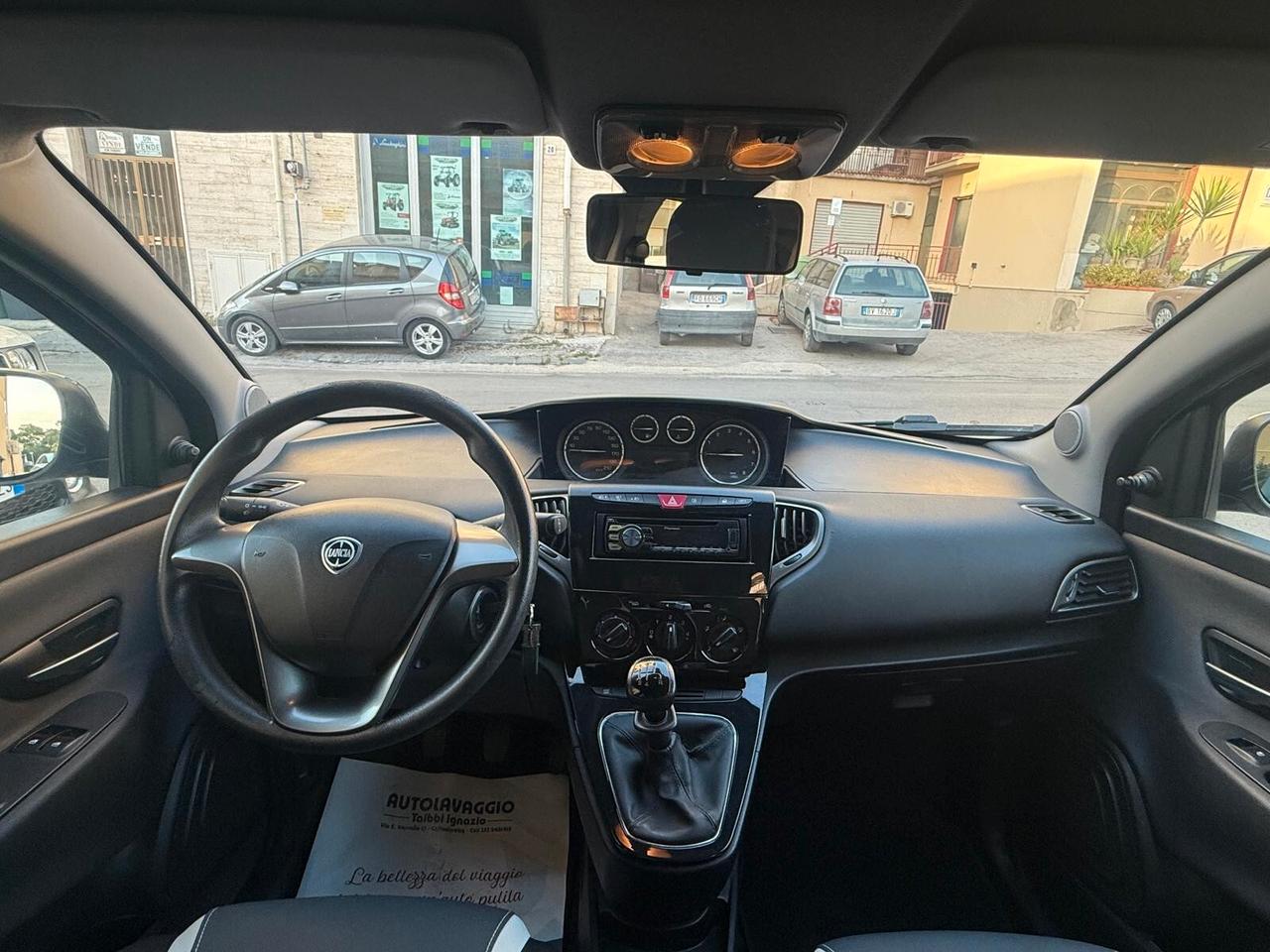Lancia Ypsilon 1.2 69 CV 5 porte Elle