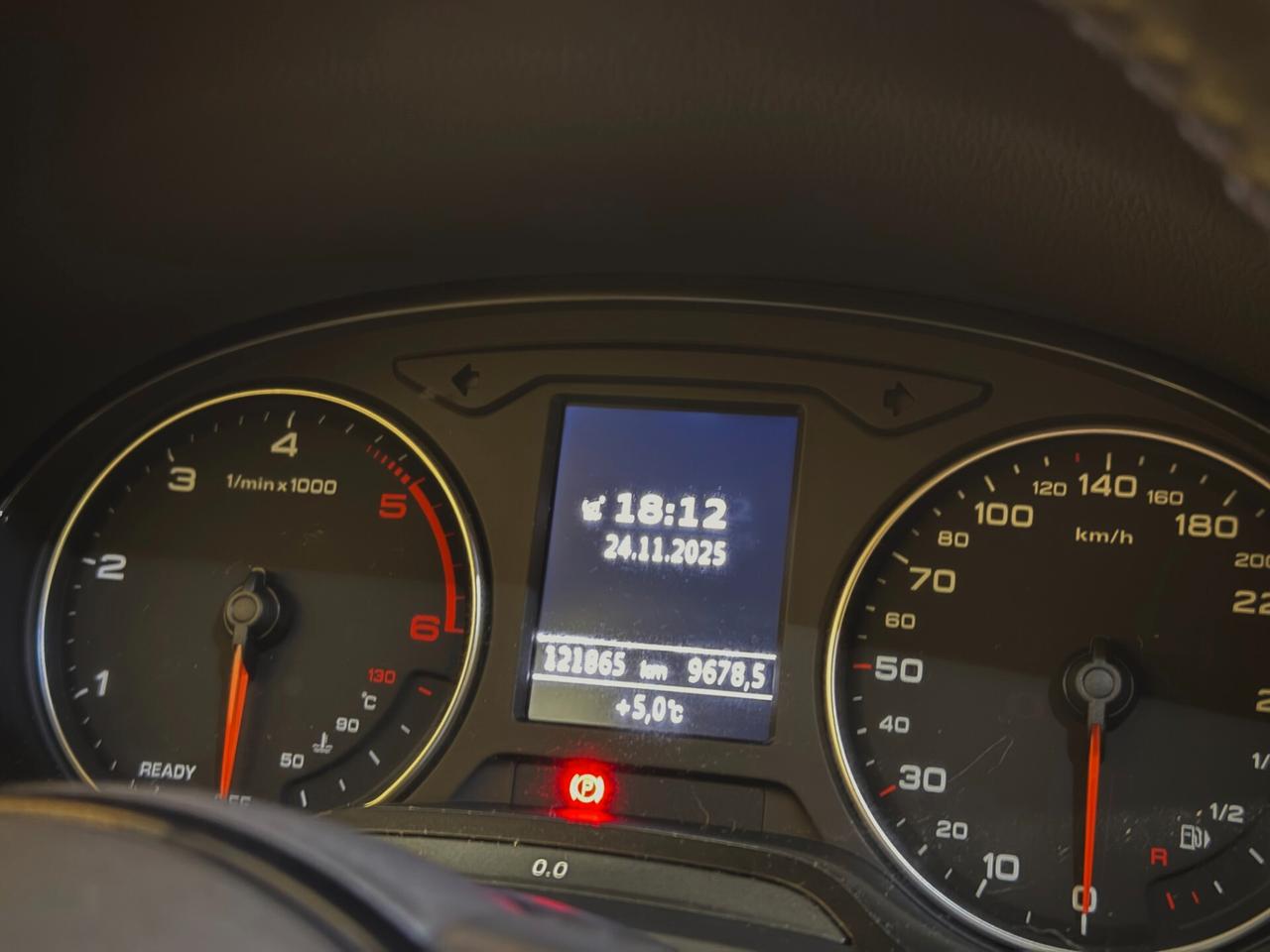 Audi Q2 1.6 TDI S line IDENTITY BLACK