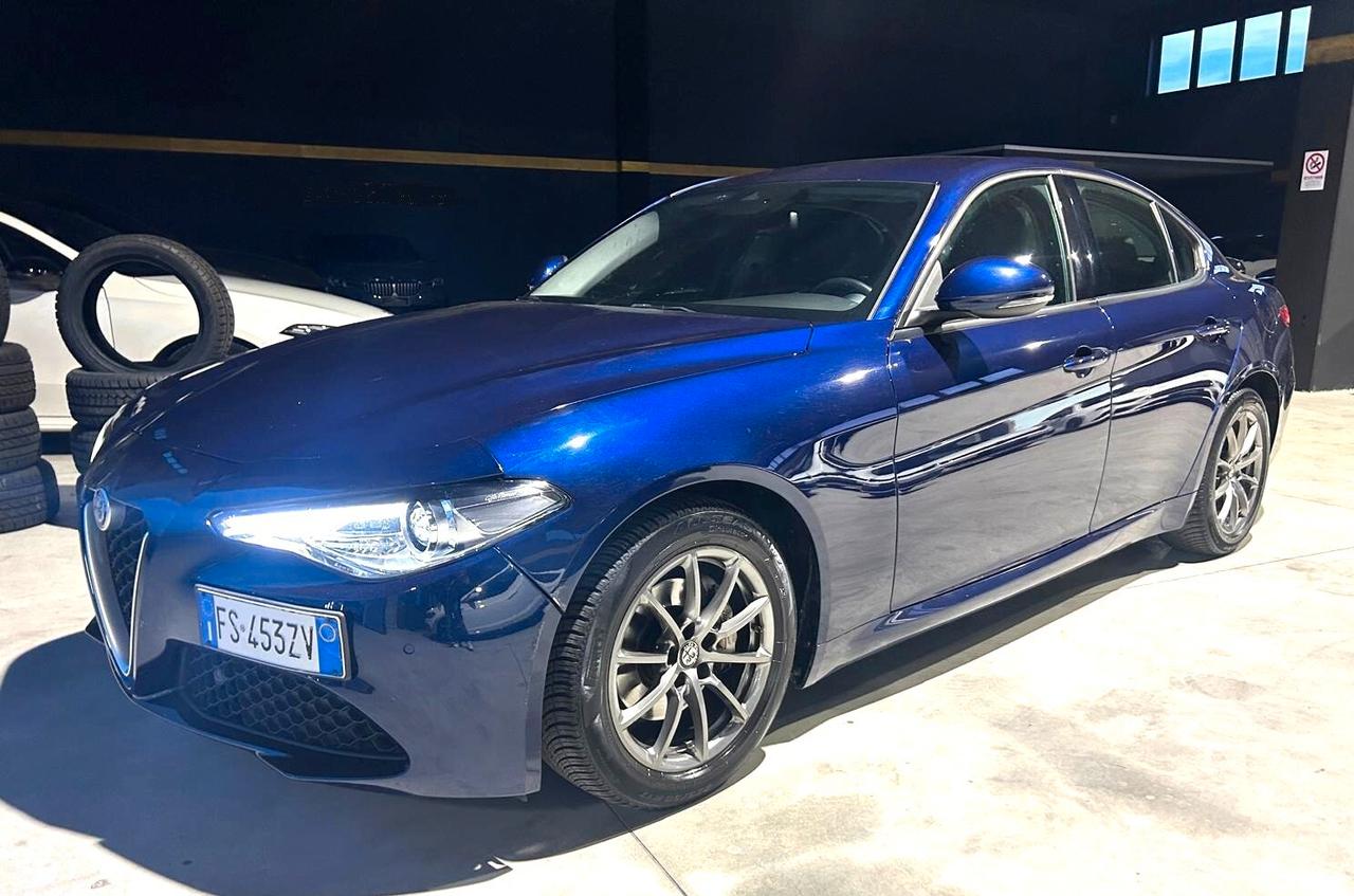 Alfa Romeo Giulia 2.2 Turbodiesel 160 CV AT8 Super X OPERATORI DEL SETTORE