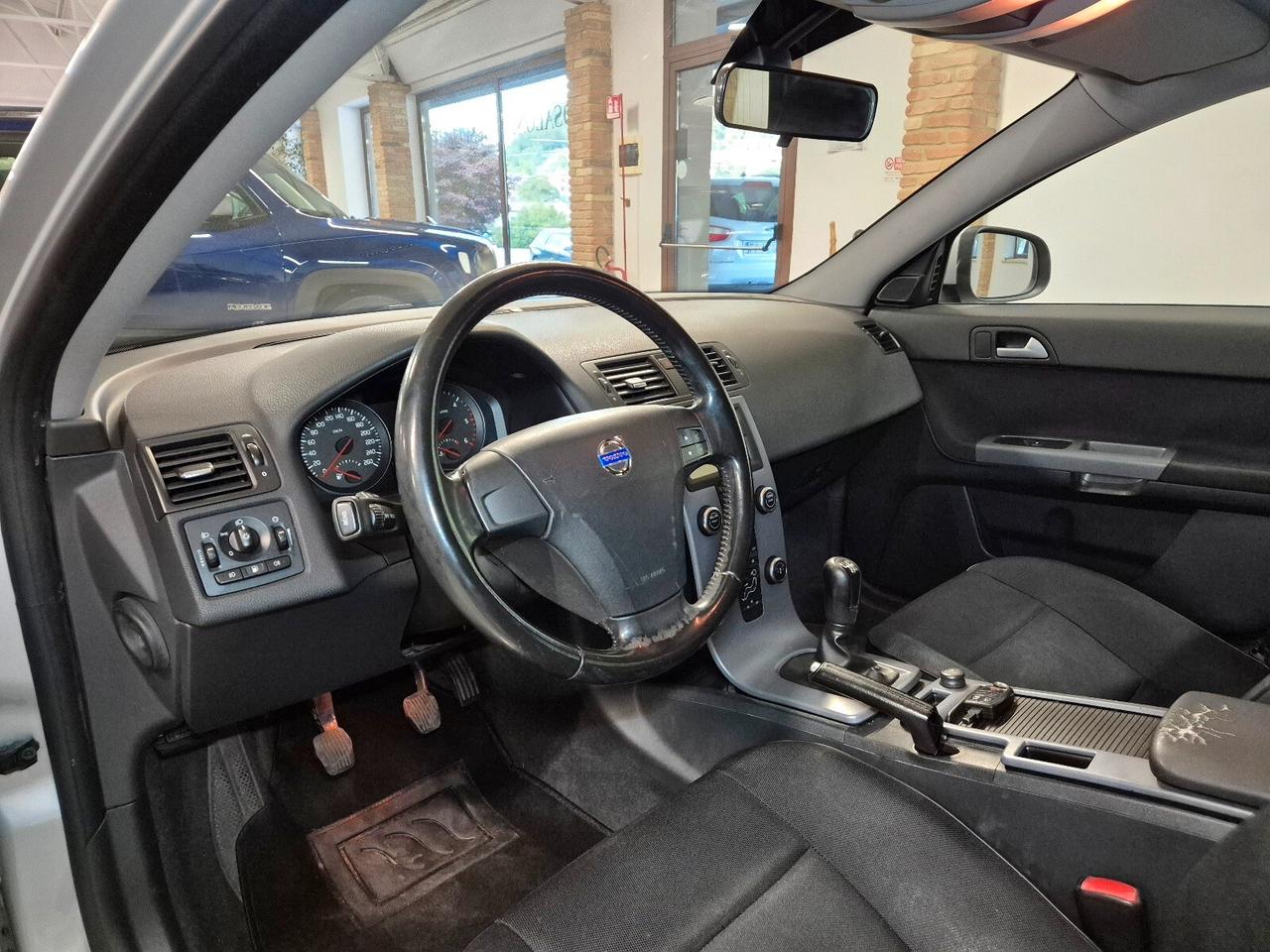 Volvo V50 D2 POLAR