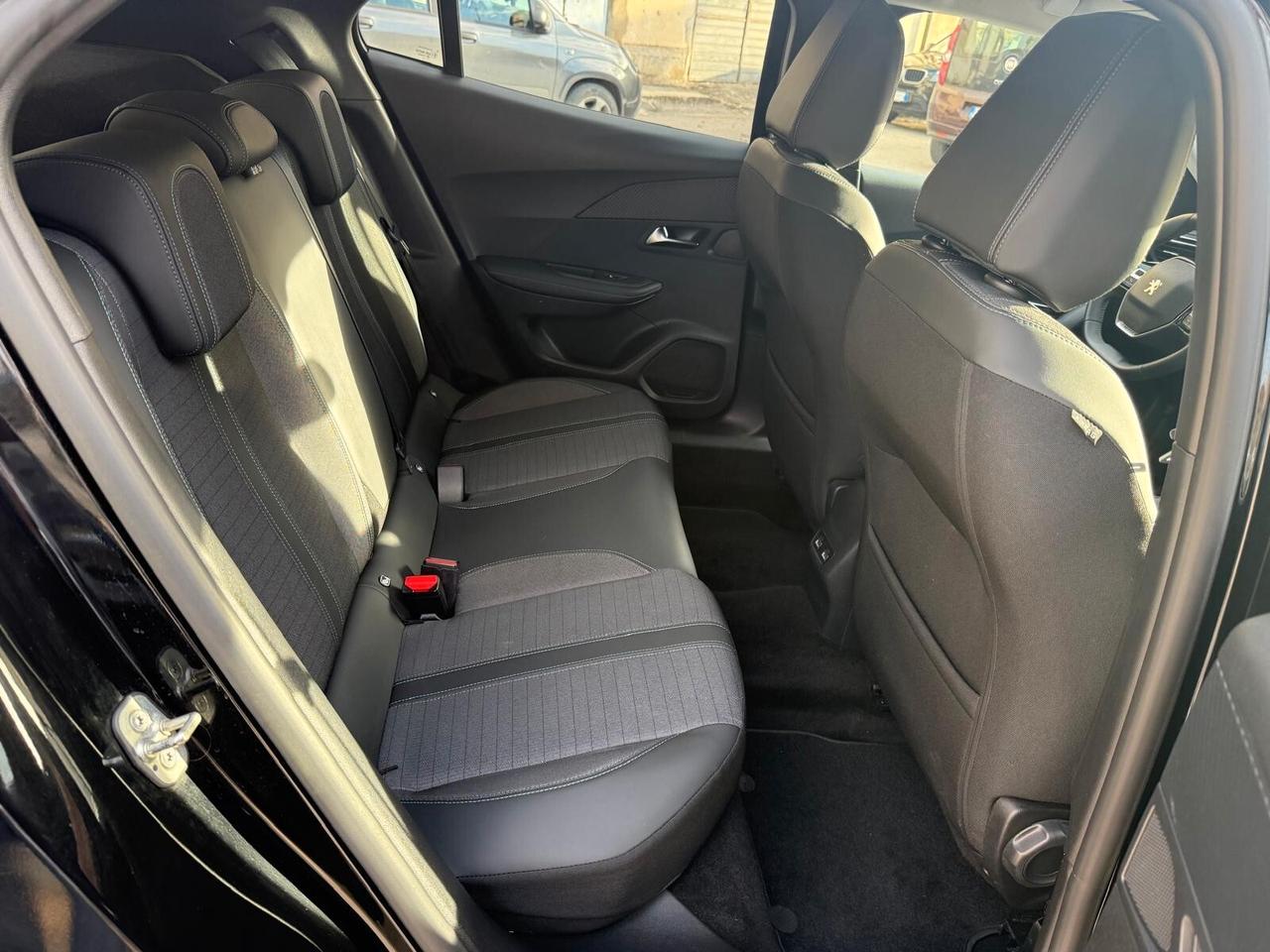 Peugeot 2008 BlueHDi 110 S&S Allure Pack