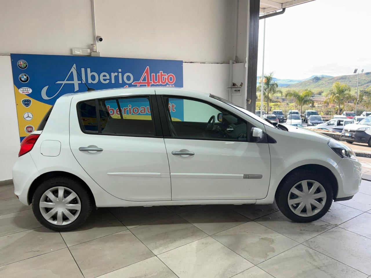 Renault Clio 1.2 16V 5 porte Live!