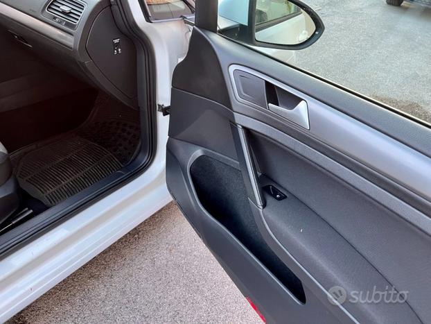 VOLKSWAGEN Golf 1.4 TGI 5p. Comfortline BlueMoti