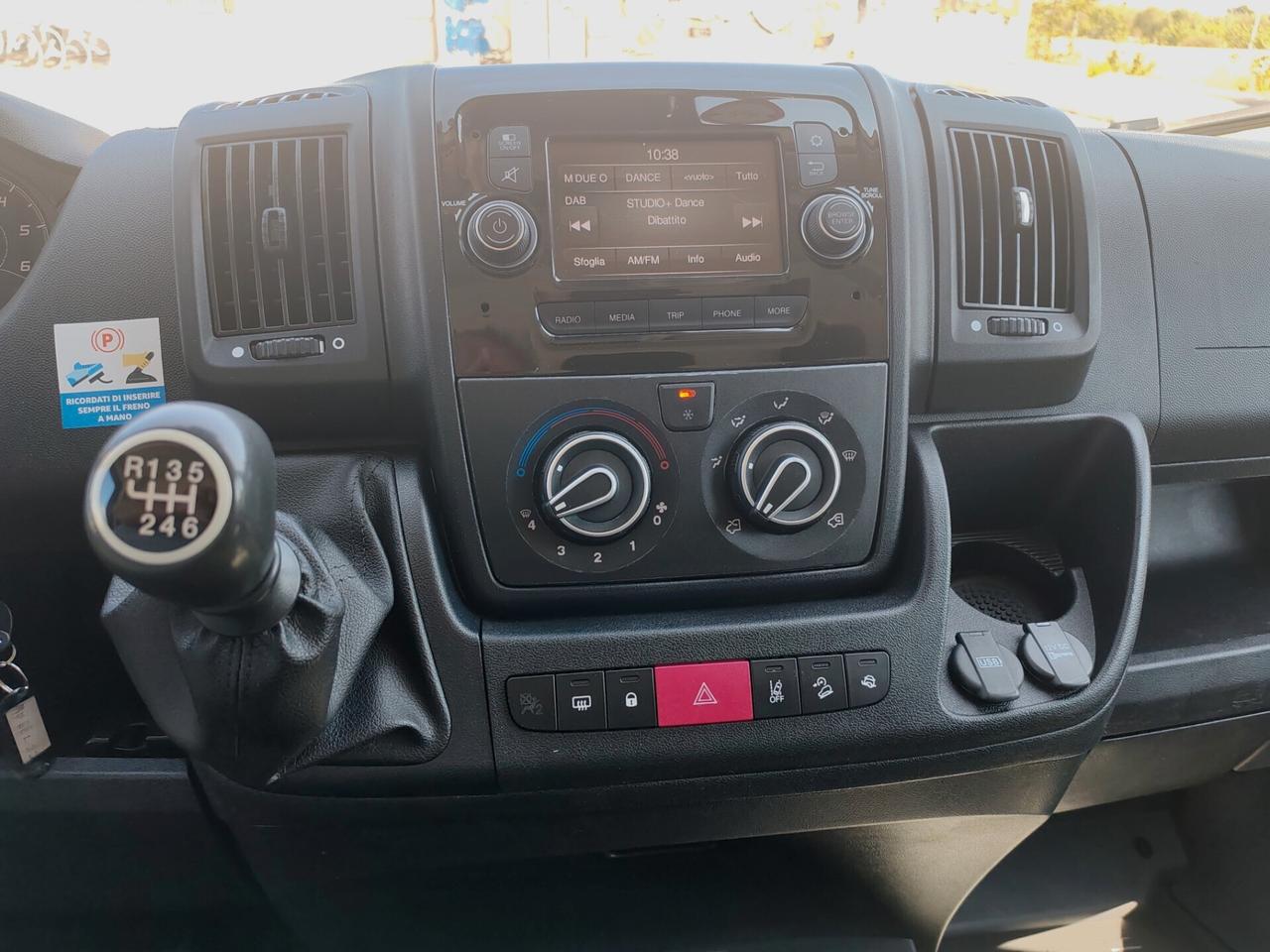 Peugeot Boxer 330 2.2 BlueHDi 120 S&S PC-TN Furgone PARI AL NUOVO