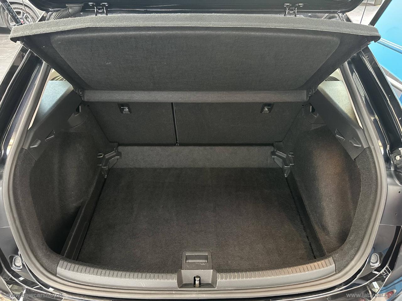 VOLKSWAGEN Taigo 1.0 TSI Life