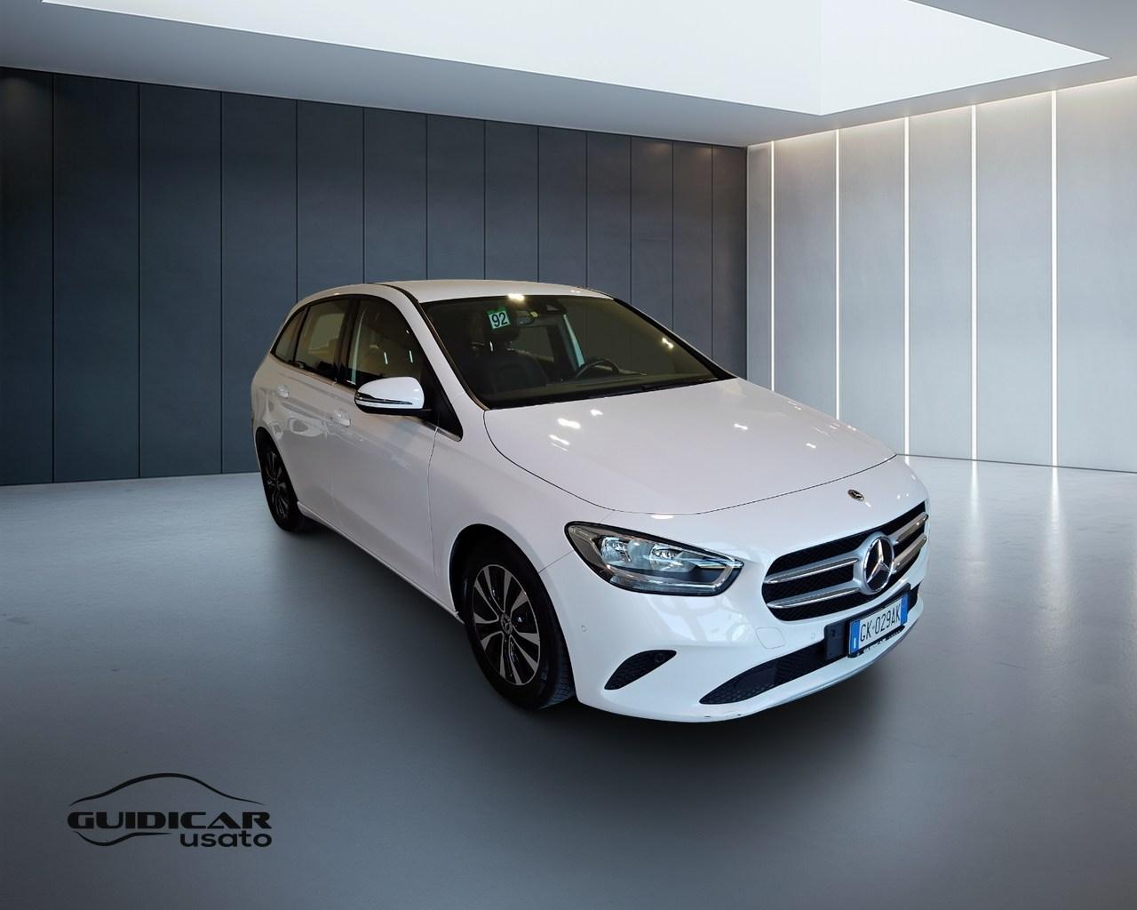 Mercedes-Benz Classe B - W247 2018 - B 180 d Sport Plus auto