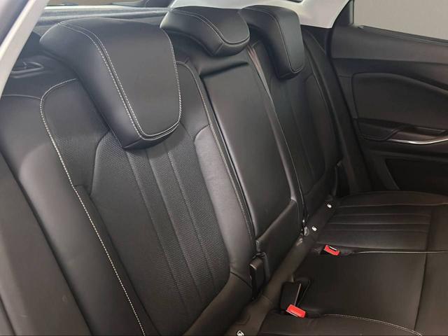 OPEL Grandland X 1.6 Hybrid4 Plug-in aut. AWD