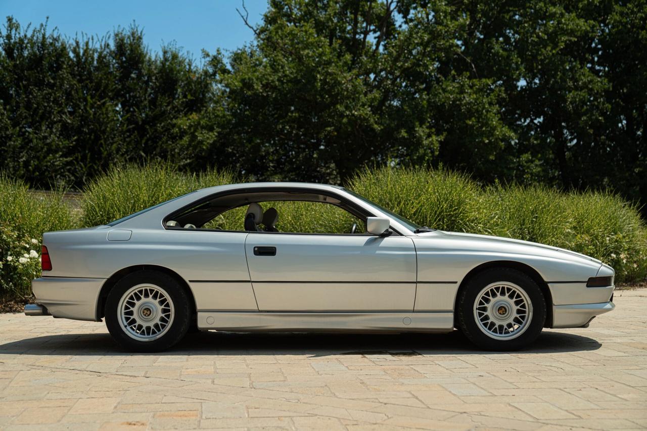 BMW 850i - BMV00113