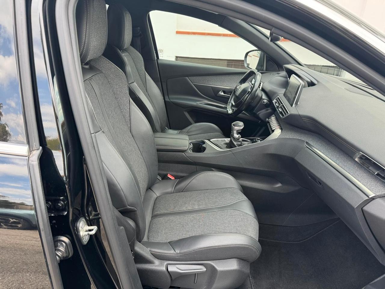 Peugeot 5008 GT-Line 7Posti