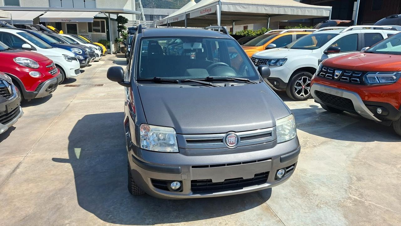 Fiat Panda 1.2 BENZINA 2011 aria condizionata