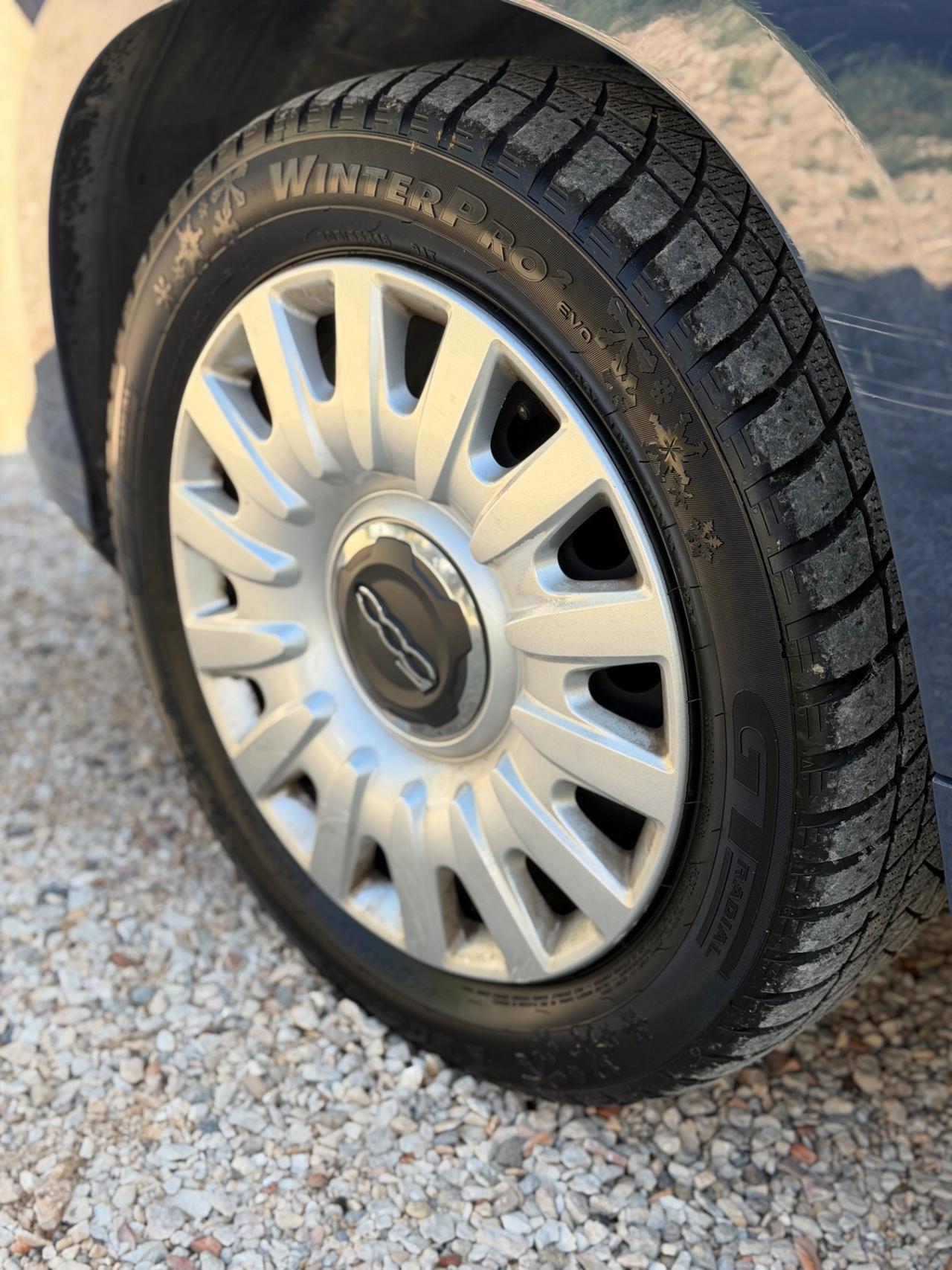 Fiat 500L 1.3 MTJ 95 CV LOUNGE KMCERT UNICOPR