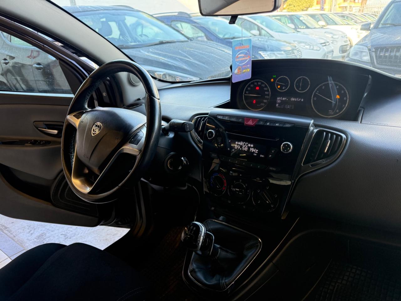 Lancia Ypsilon full optional