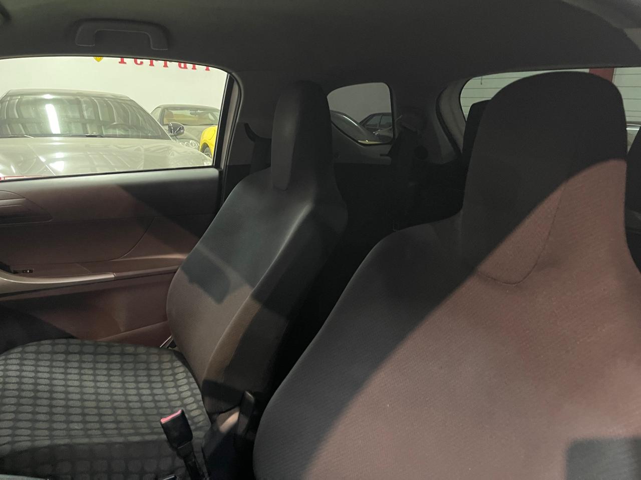 Toyota iQ 1.4 Diesel Rarissima PERMUTE RATE