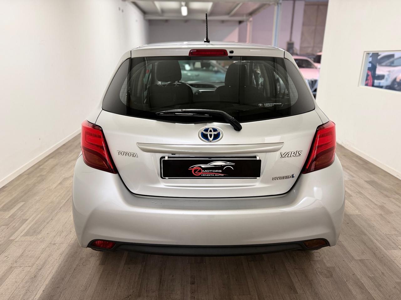 Toyota Yaris 1.5 Hybrid 5 porte Active AUTOMATICA NEOPATENTATI