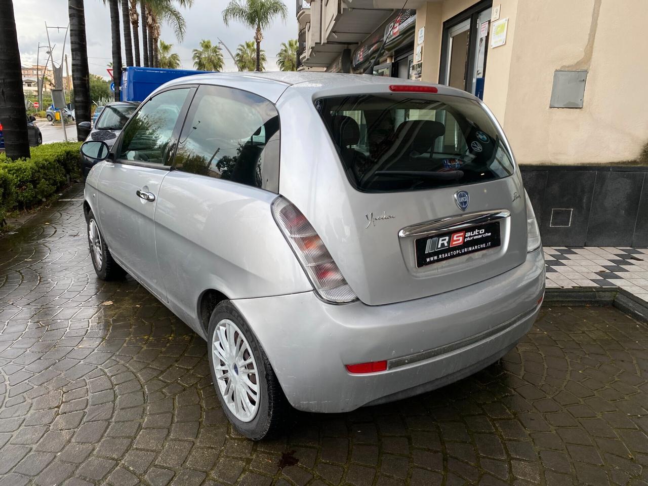 Lancia Ypsilon 1.2 Argento GPL