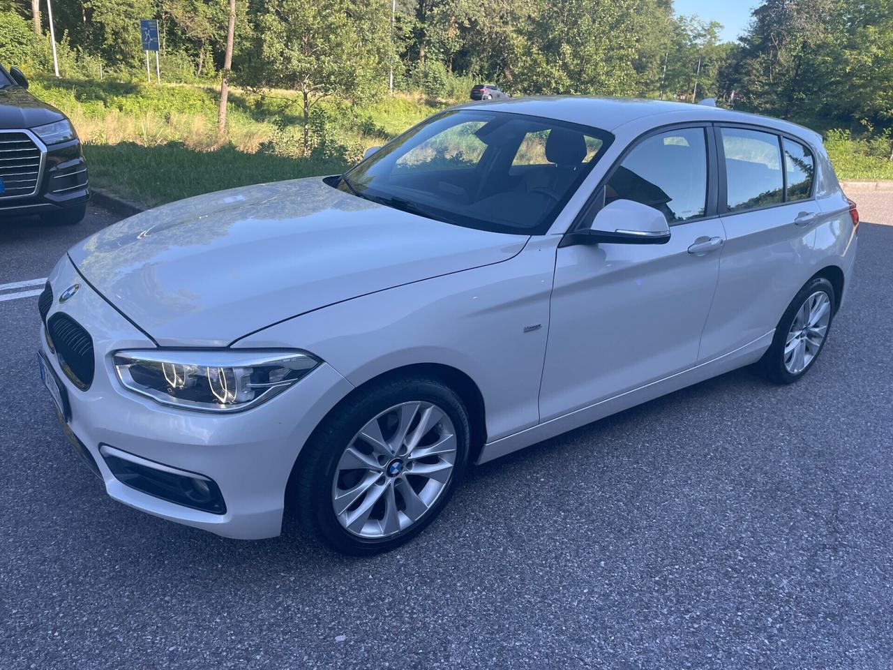 Bmw 116 116d 5p. Urban life*Automatik*Neopatentati*Cerchi*Navi*