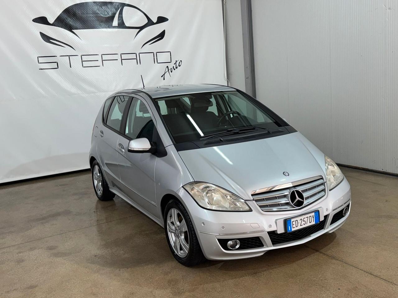 Mercedes-benz A 160 A 160 CDI BlueEFFICIENCY Premium