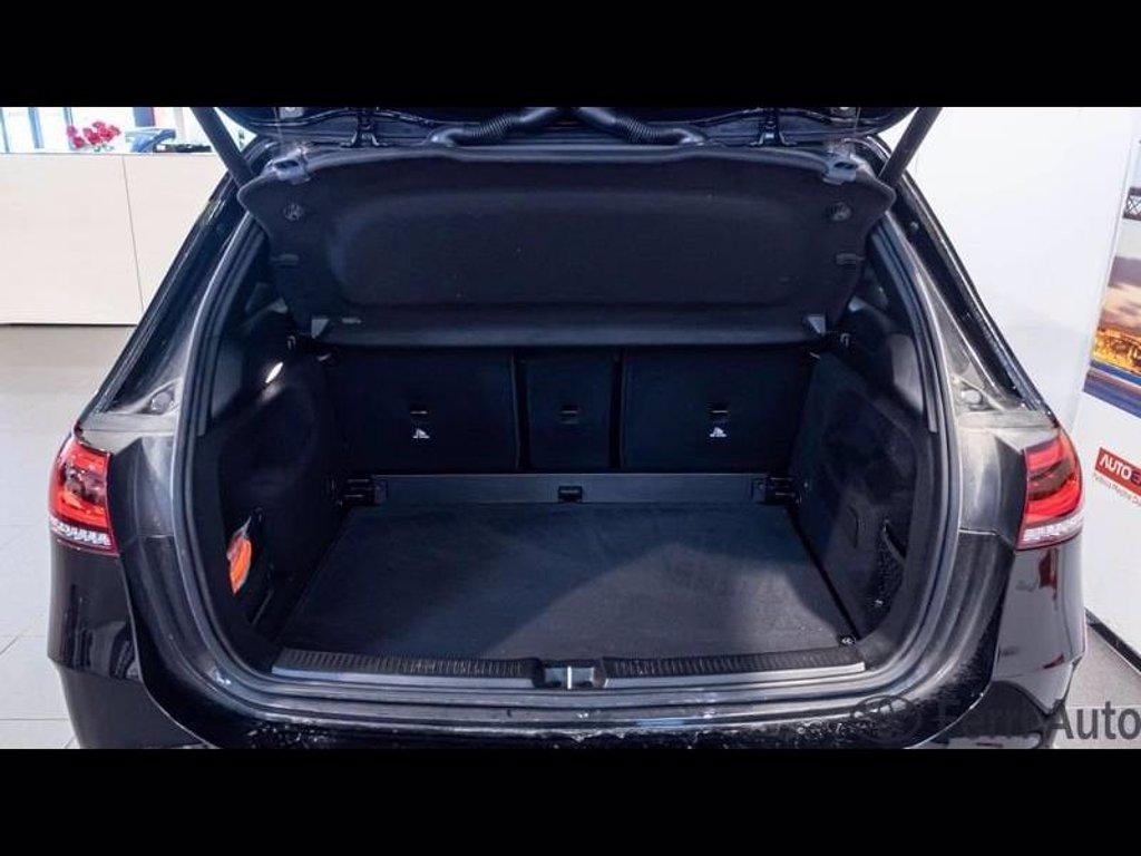 MERCEDES B 200 d premium auto del 2020