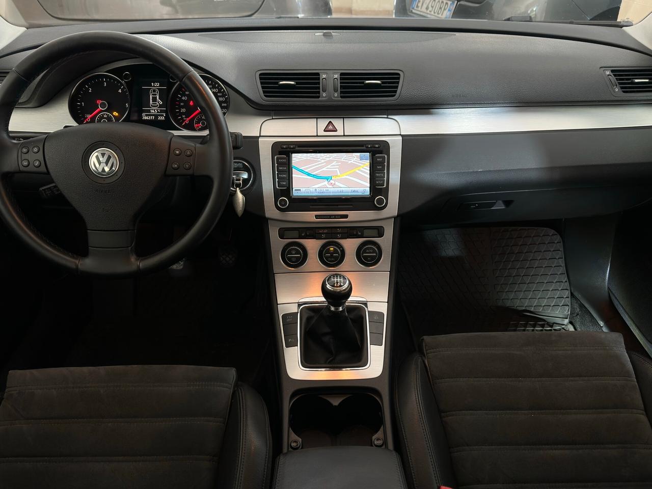 Volkswagen Passat 2.0 TDI DPF Var. Business Perfetta