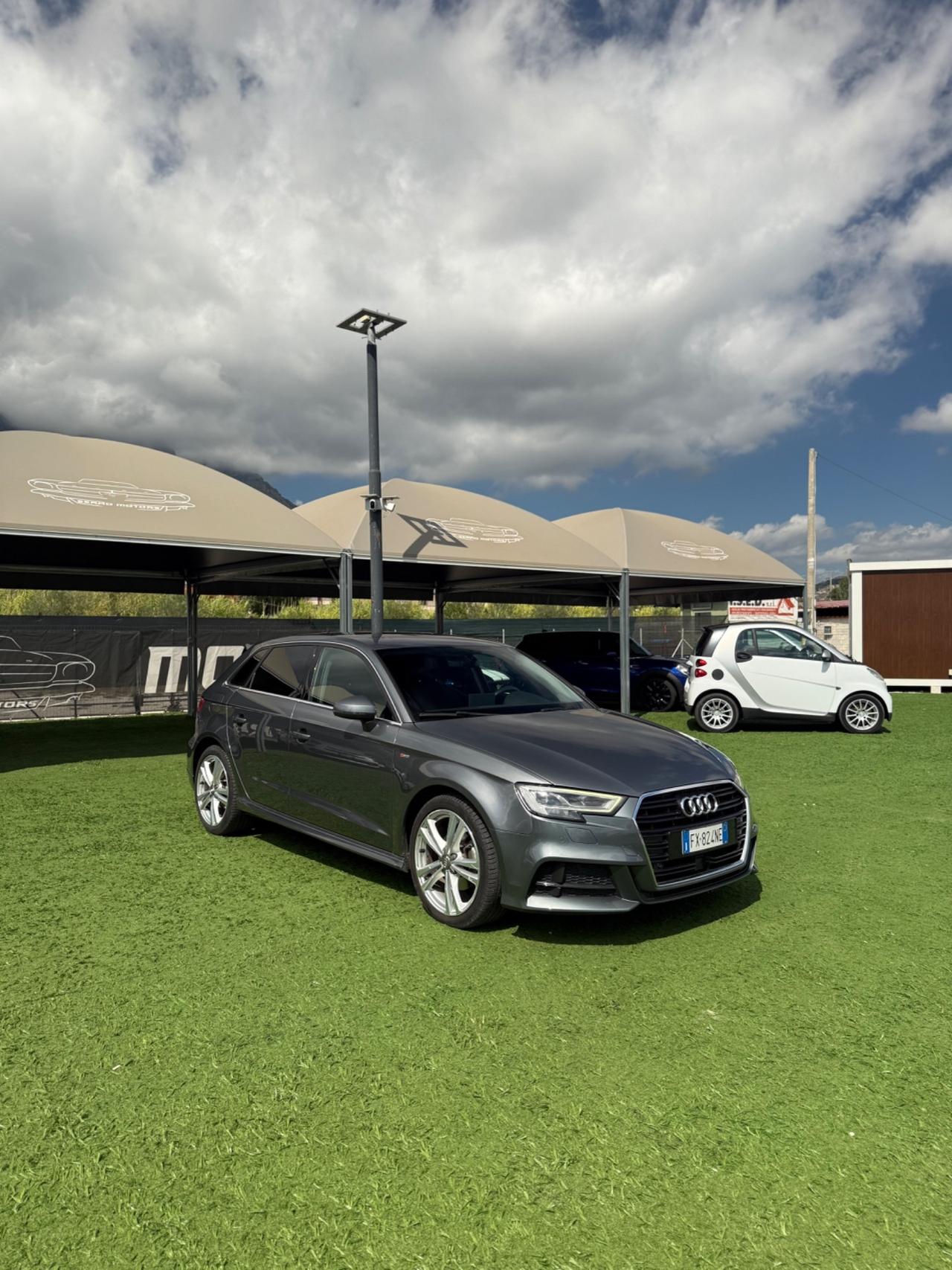 Audi A3 SPB 1.6 Diesel S-LINE