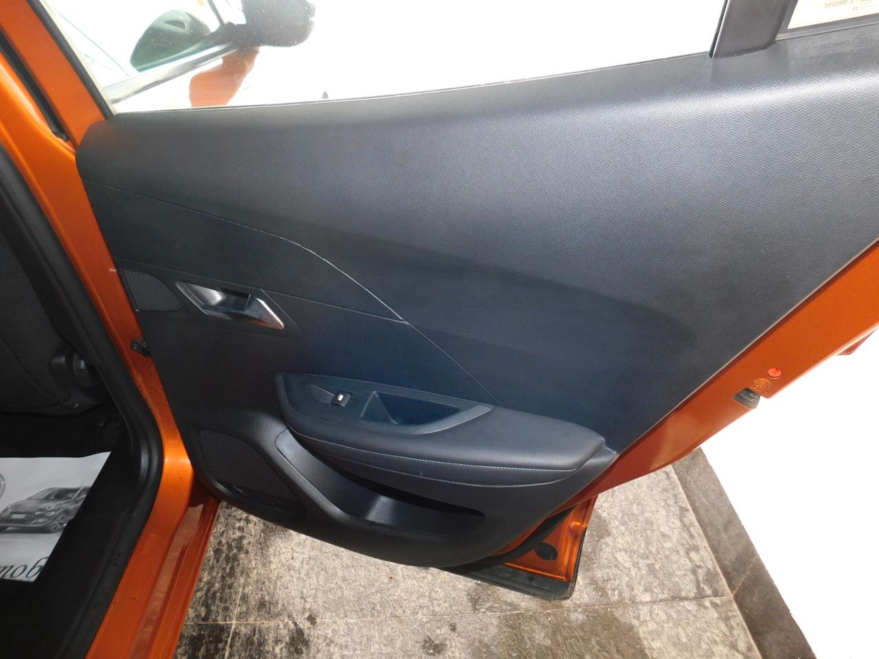 Peugeot 2008 PureTech 100 S&S Allure