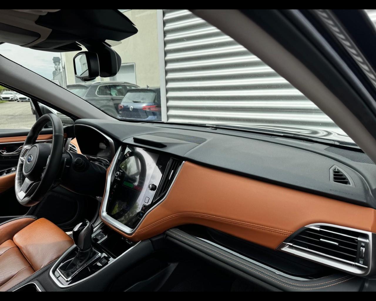 SUBARU OUTBACK 2.5i PREMIUM LINEARTRONIC