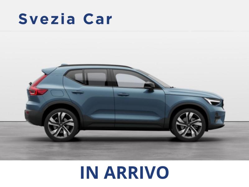 Volvo XC40 B3 automatico Plus Dark