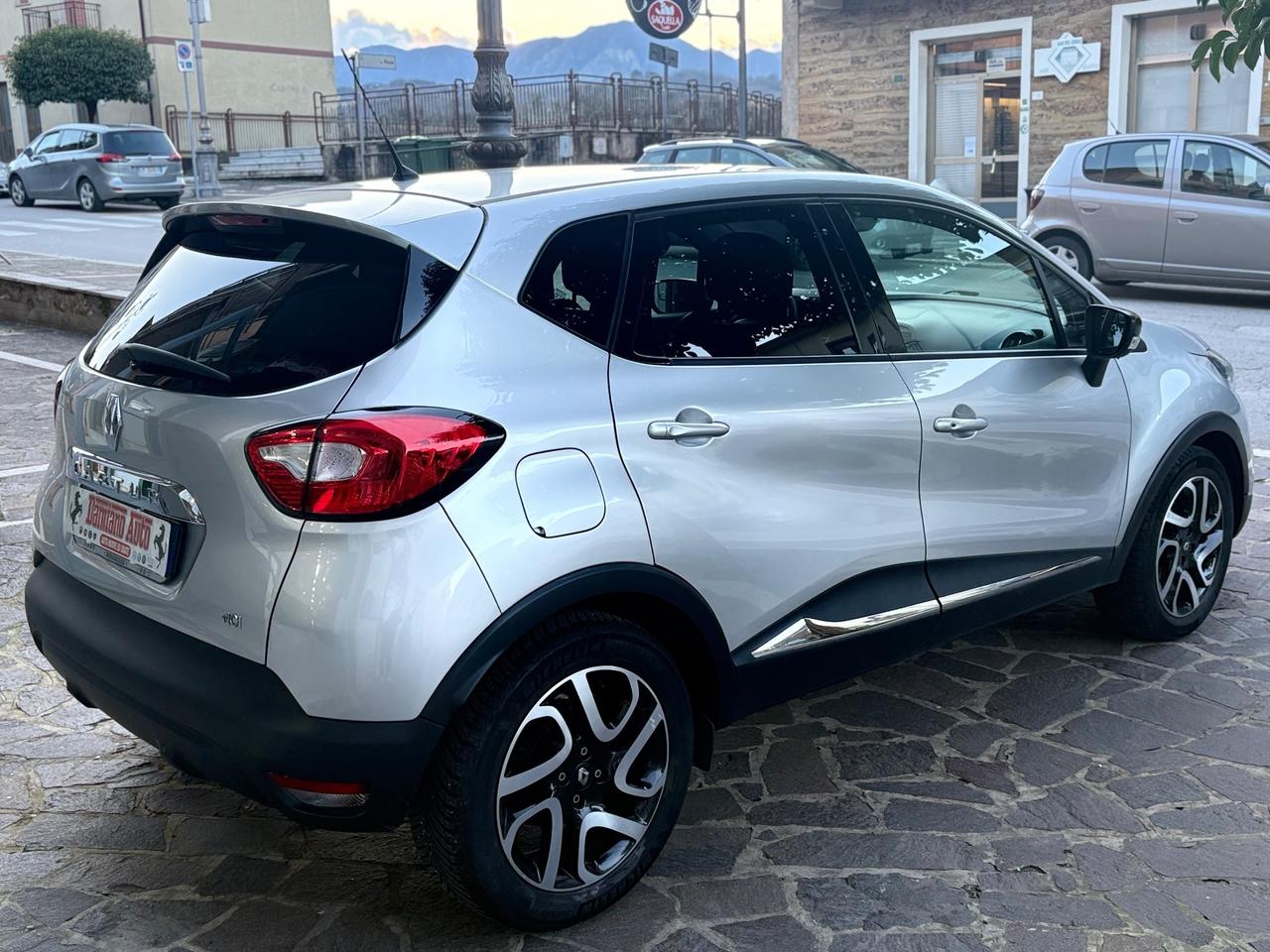 Renault Captur 1.5 dCi 90 CV EDC Energy R-Link LED
