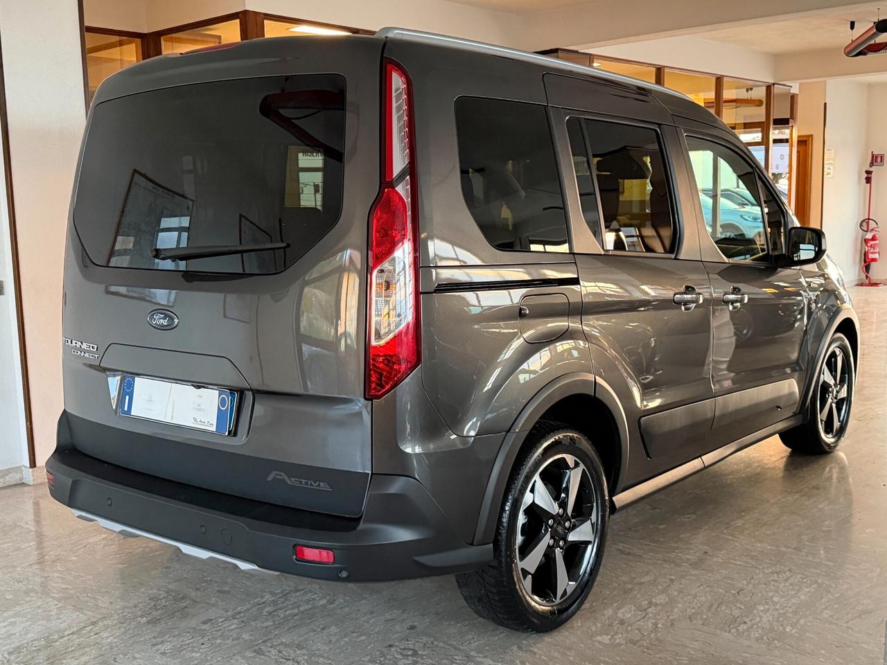 Ford Tourneo Connect 1.5 TDCI 120 cv. ACTIVE (Nav)