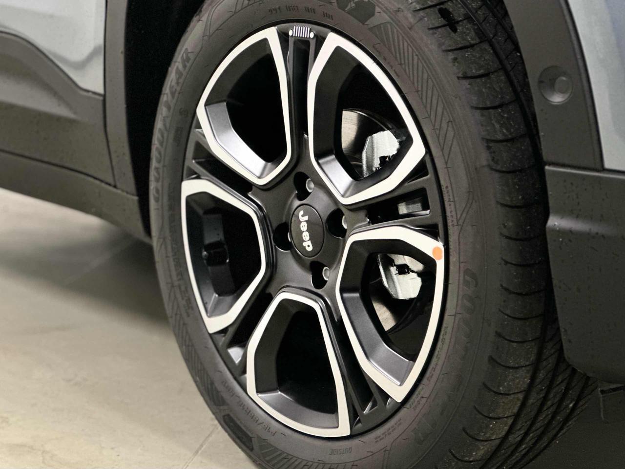 Jeep Avenger 1.2 turbo Summit fwd 100cv