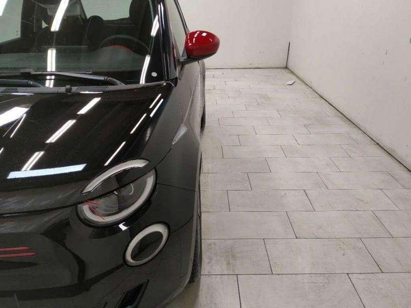FIAT 500 500e 42 kWh (Red)