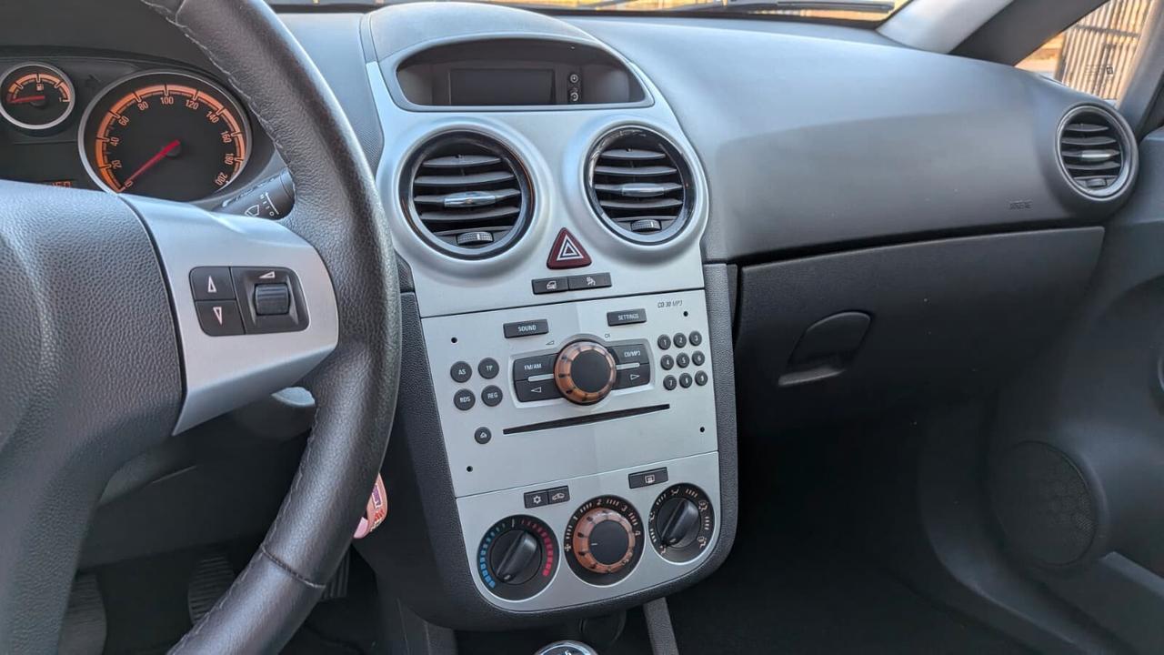 Opel Corsa 1.2 3 porte Elective