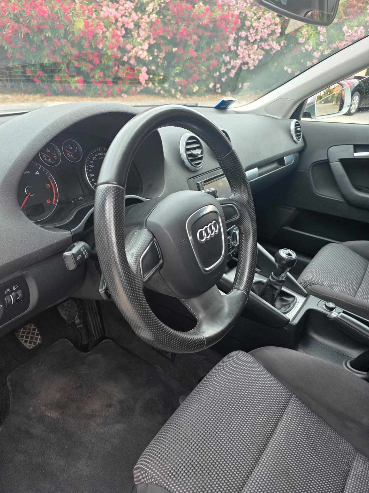 Audi A3 Neo patentati 74000" km