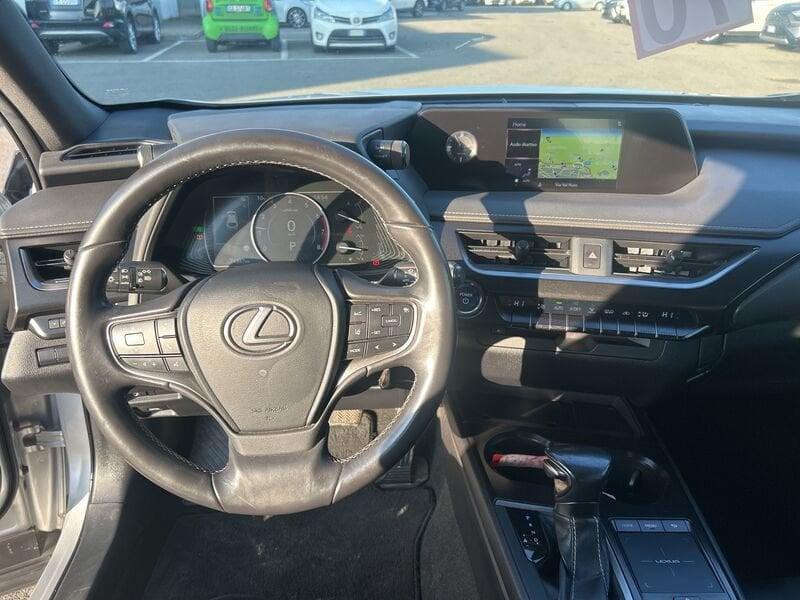 Lexus UX Hybrid Business