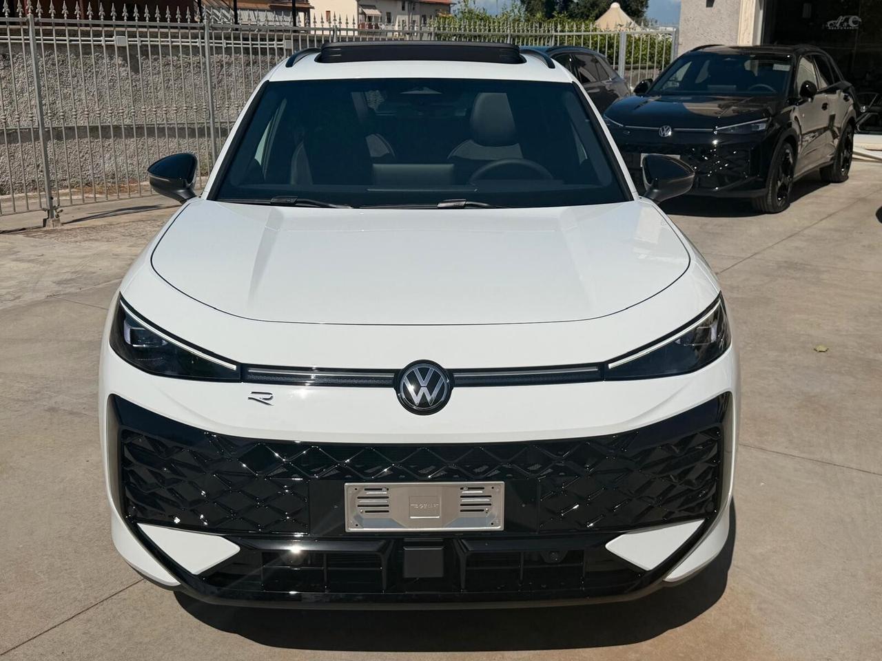 Volkswagen T-Roc 1.5 eTSI ACT 150 CV DSG R-Line