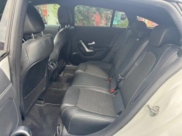 MERCEDES-BENZ CLA 180 Automatic Shooting Brake Sport