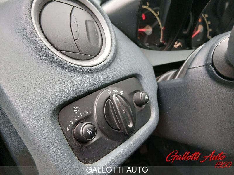 Ford Fiesta 1.4 5 porte GPL